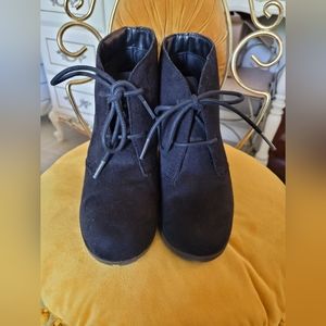 WHITE MOUNTAIN Icon black suede leather lace-up oxford wedge booties